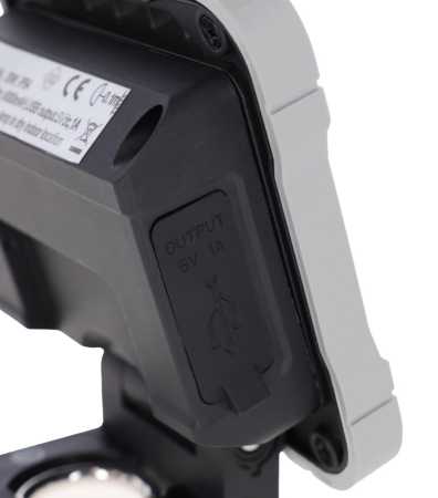 Mobiler LED-Strahler WorkFire 2200 Lumen - Arbeitsstrahler 11 x 11 cm, wetterfest, USB C aufladbar
